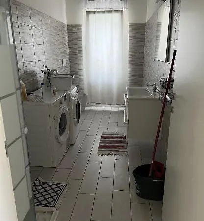 ゲストハウス B&B Treviso トレヴィーゾ